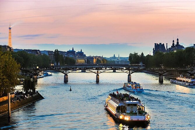 Paris: Seine River Sightseeing Sunset Cruise with Champagne - Louvre, Orsay, Tuileries, and Place de la Concorde: The Photo-Friendly Middle