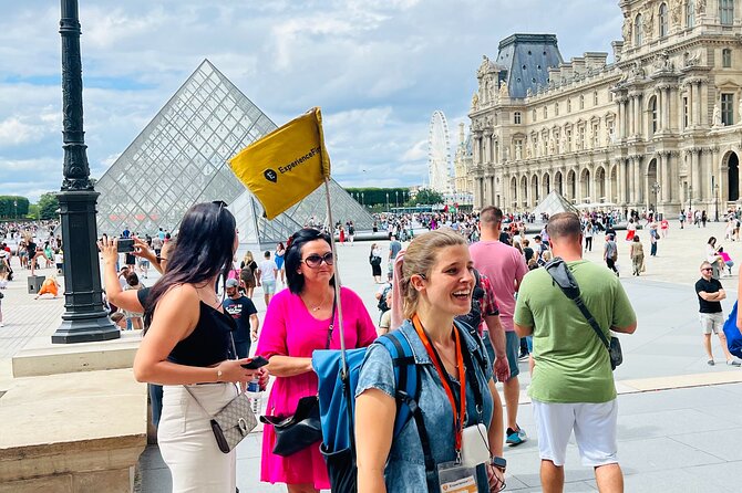 Paris TV Character Walking Tour with Optional Seine River Cruise - Stop 5: Place de Valois and the 18th-Century Working Square