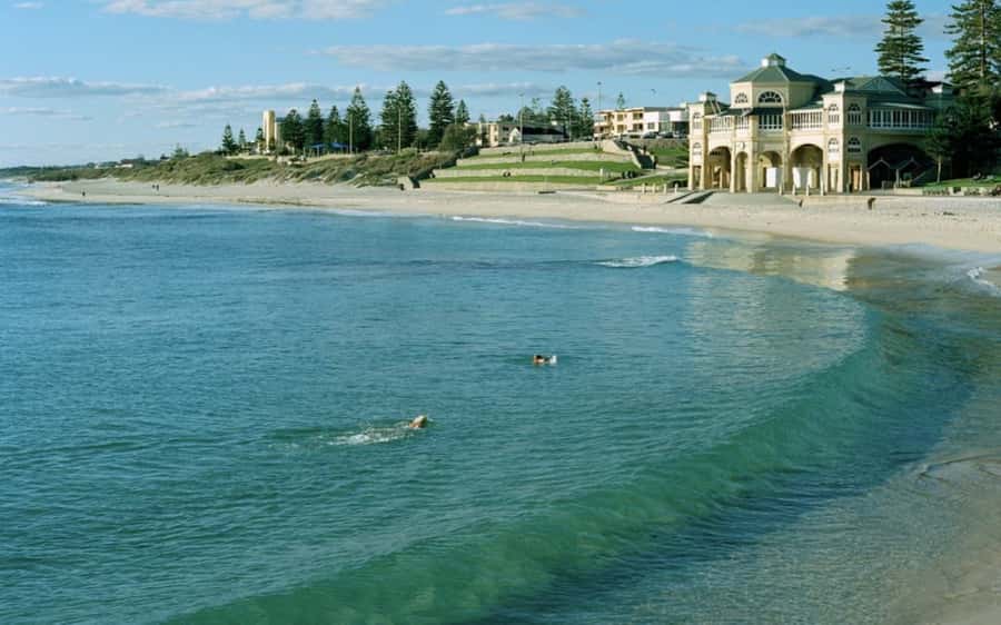 Perth & Fremantle Tour with Scenic Swan River Cruise - Cottesloe Beach: your ocean reset