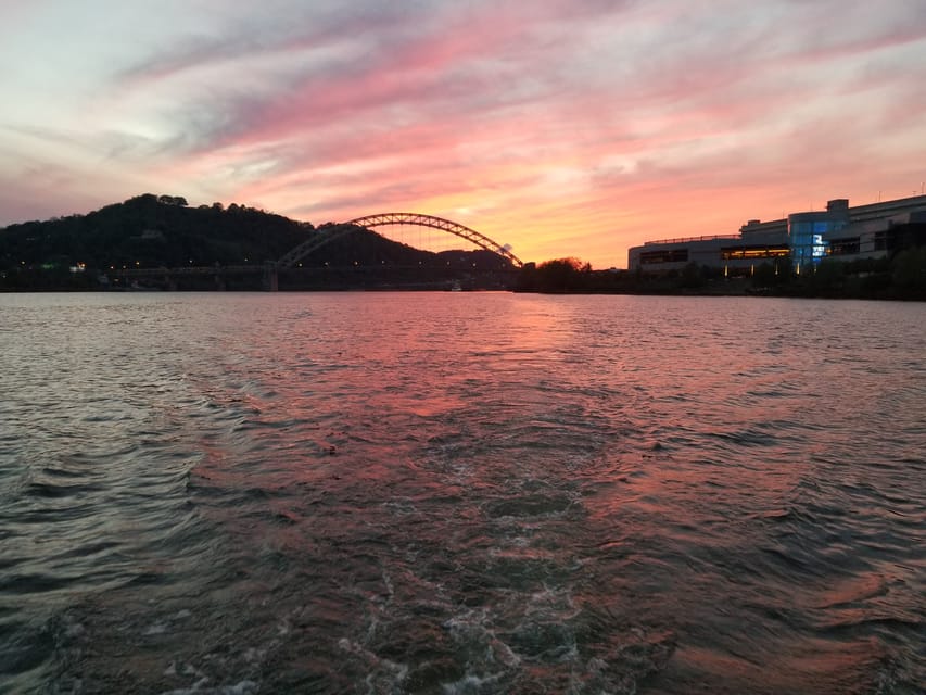 Pittsburgh: Private Yacht River Cruise with Captain and BYOB - Why this private yacht cruise makes Pittsburgh click