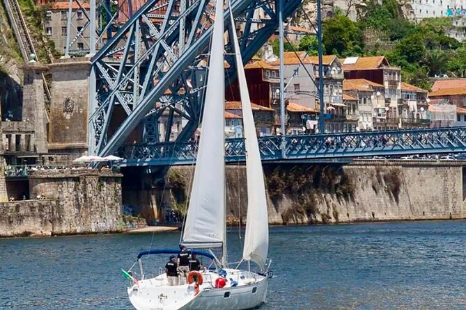 Port : Douro River Cruise (2 h) – Wine & Scenic Views - Photo Stop at Dom Luís I Bridge (The Eiffel Link)