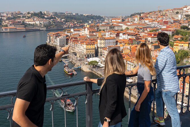 Porto 360°: Helicopter Flight, Guided Walking Tour & River Cruise - Dom Luís I Bridge viewing: why this section feels special