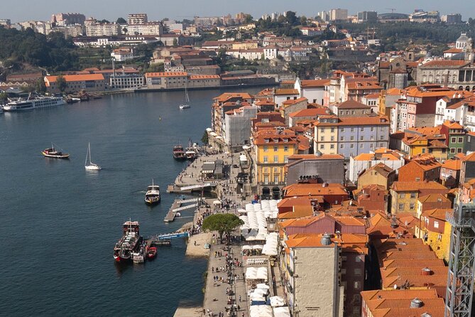 Porto 360°: Helicopter Flight, Guided Walking Tour & River Cruise - Meeting at the Portuguese Centre of Photography: start point that makes sense
