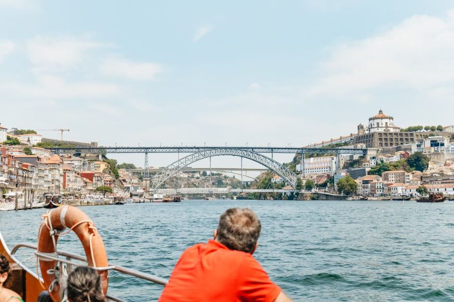 Porto: 6 Bridges Douro River Cruise - Practical Stuff: Boarding at Cais da Estiva Without Getting Flustered