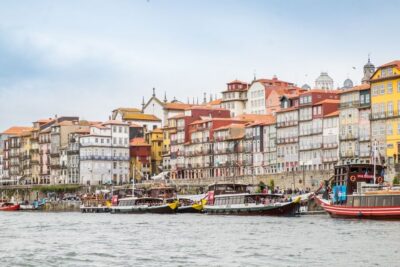 Porto: City Train Tour, River Cruise & Wine Cellar - Riding the Porto Magic Train through classic monuments
