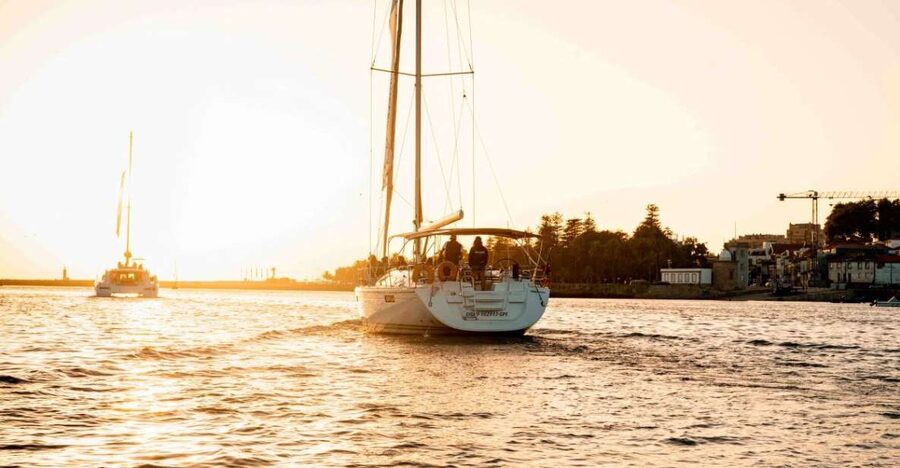 Porto: Daytime or Sunset Douro River Cruise With Port Wine - Douro River cruise timing: why two hours is the sweet spot