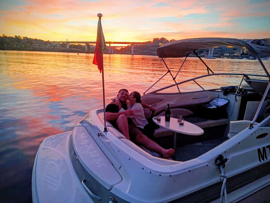 Porto: Douro River Cruise & Boat Tour with Port Wine Tasting - Port Wine Tasting with River Views (and Optional Snacks)