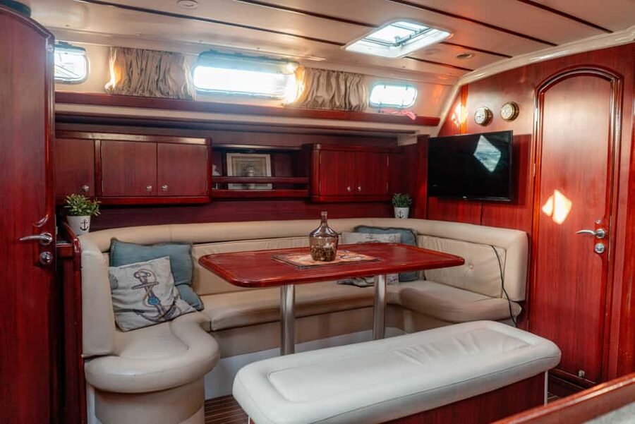Porto Douro River Cruise: Sunny Day & Peaceful Sunset - Boarding the 52-foot Ocean Star: comfort that matters on a 2-hour ride