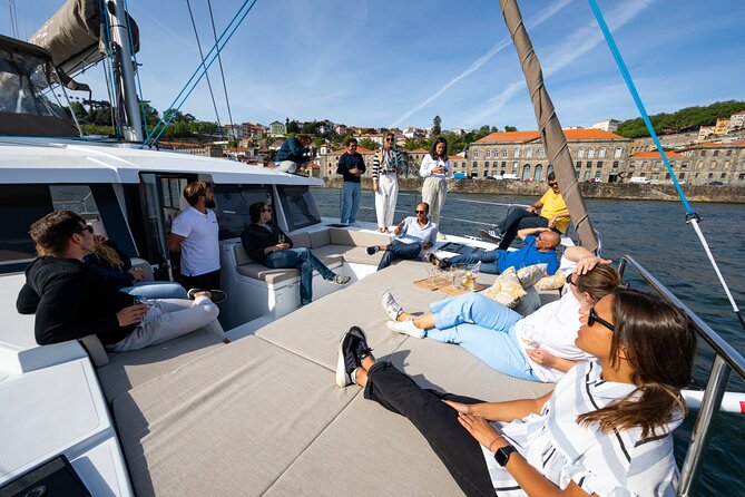 Porto Douro River Cruise With Port Wine - Daytime or Sunset - Bridges as a timeline: Arrábida and Luís I from water level