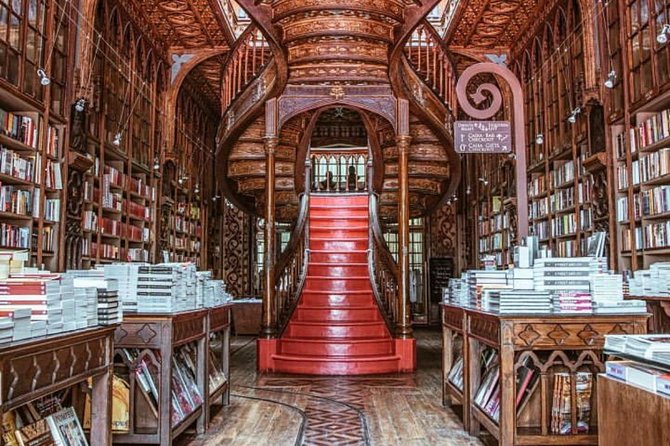 Porto Full-Day Tour with Douro River Cruise and Port Wine Tasting - Mercado do Bolhão: a quick market stop that isn’t a trap