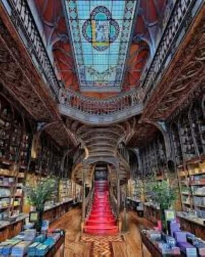 Porto: Gold Ticket Lello Bookstore + Douro River Cruise - Timing the Lello visit: hours, closures, and ticket validity