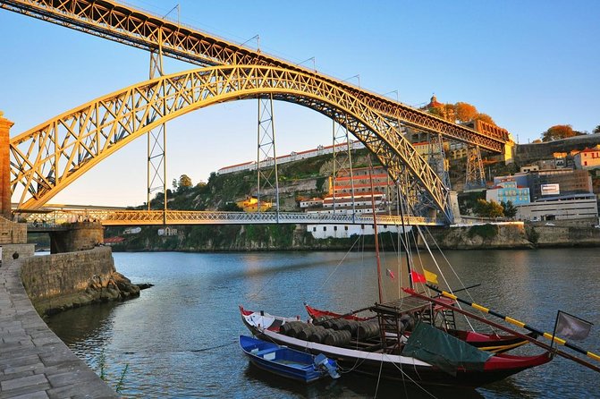 Porto "Old Town" Walking Tour with river cruise (Small-groups) - Key Highlights at a Glance