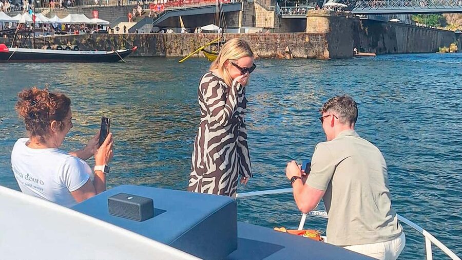 Porto: Private Douro River Cruise – 6 Bridges & Sunset - The true value of private: up to 7, plus a calm pace