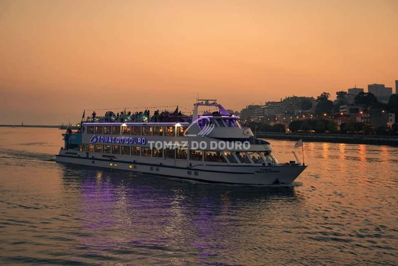 Porto/Regua/Porto (and reverse): Douro River Cruise + Lunch - Porto to Régua by bus, then the Douro River by boat