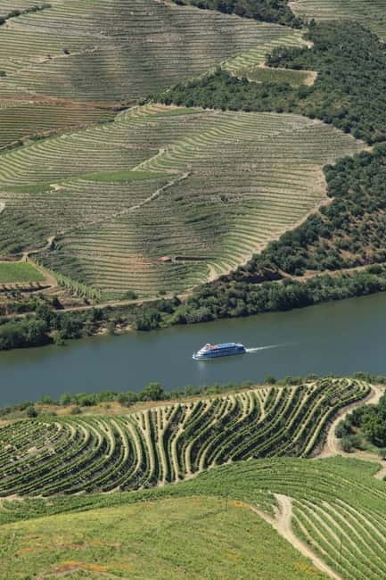 Porto/Regua/Porto (and reverse): Douro River Cruise + Lunch - The return by boat to Porto: relaxing, but don’t miss the timing