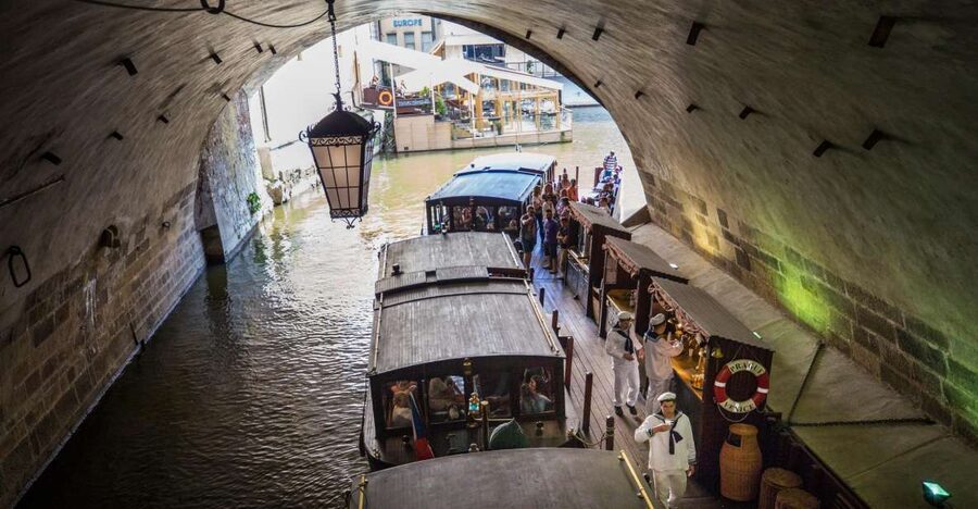 Prague: 3–Hour Castle Grounds Walking Tour and River Cruise - Key highlights to look forward to