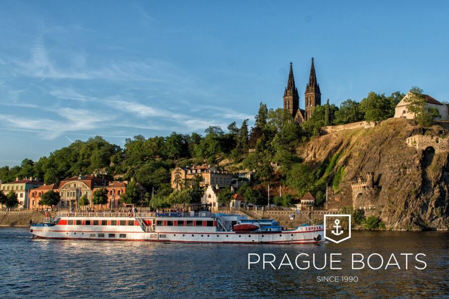 Prague: 3-hour Evening River Cruise with Dinner - Should you book this Prague dinner cruise?