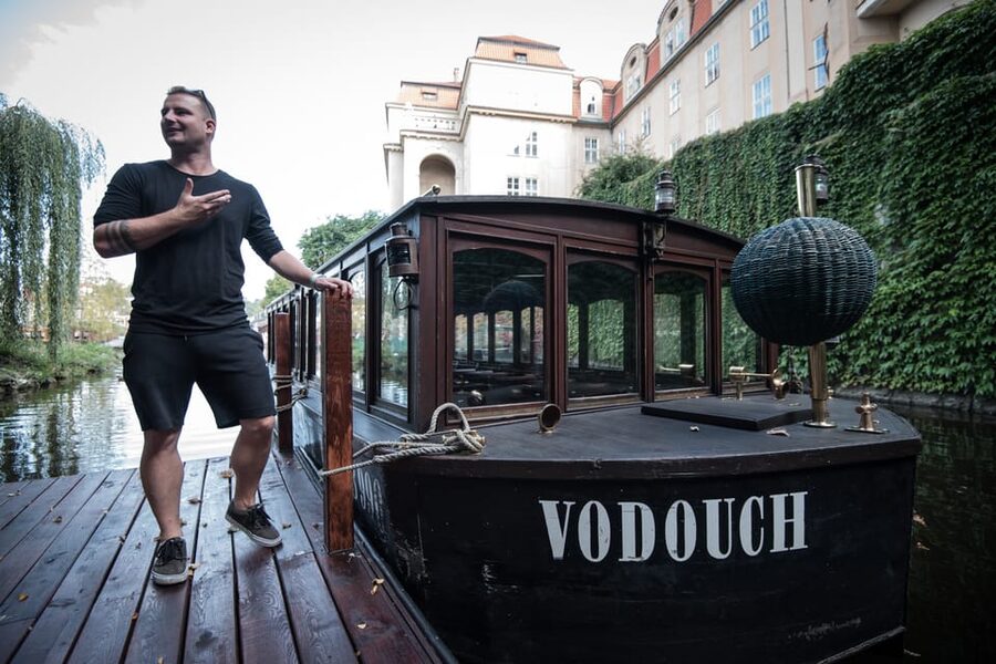 Prague: River Cruise, Charles Bridge Museum, & Walking Tour - Which guide style you might prefer on this tour