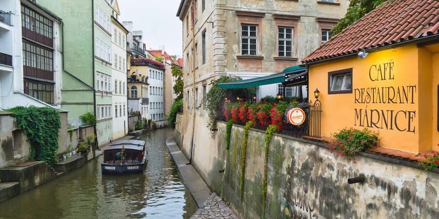 Prague: River Cruise, Charles Bridge Museum, & Walking Tour - Charles Bridge Museum ticket: how to use it to get more value