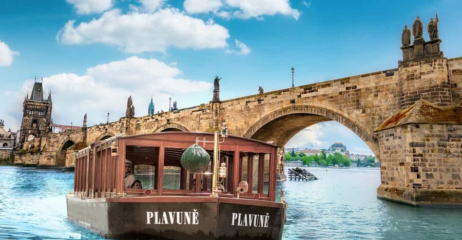 Prague: River Cruise, Charles Bridge Museum, & Walking Tour - Getting oriented fast in Mala Strana and by Charles Bridge