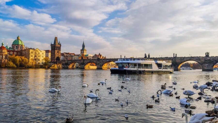 Prague: Vltava River Sightseeing Cruise - Charles Bridge, Prague Castle, and the best angles you get from water