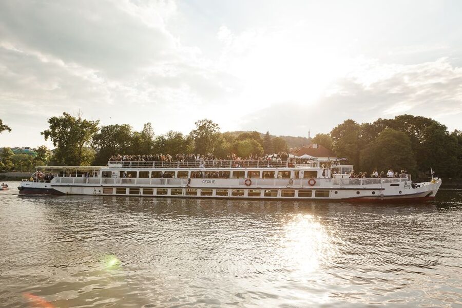 Prague: Vltava River Sightseeing Cruise - Value for $32: What You’re Really Paying For