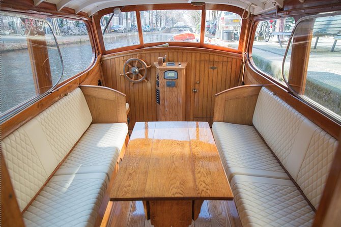 Private Champagne Canal Cruise in Amsterdam - Why This Private Champagne Canal Cruise Works in Amsterdam