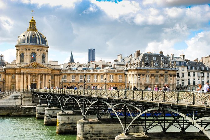 Private City Tour of Paris & River Cruise with Hotel Pick-Up - Arc de Triomphe Drive-By: Why It Still Matters