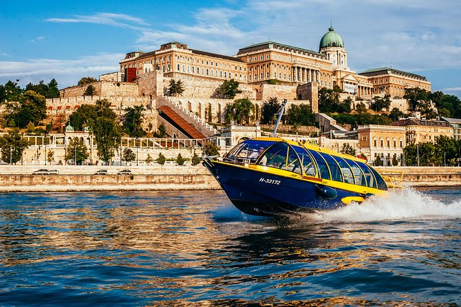 Private Danube Sightseeing Cruise in Budapest - Boarding at Blue River 8A: the dock details that save you stress