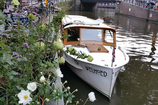 Private Guided Historic Amsterdam Canal Cruise in a Salon Boat - Why a Private Salon Boat Gets You Oriented Fast