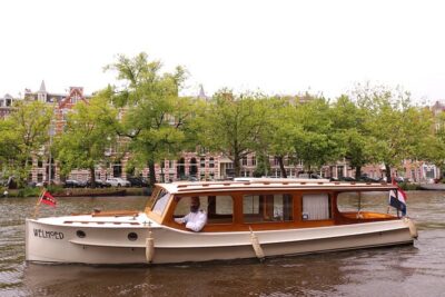 Private Guided Historic Amsterdam Canal Cruise in a Salon Boat - Value Check: What You’re Really Paying For