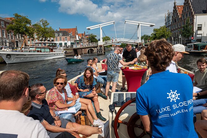 Private Haarlem Canal Cruise with Captain (Electric Boat) - Who this Haarlem canal cruise suits best