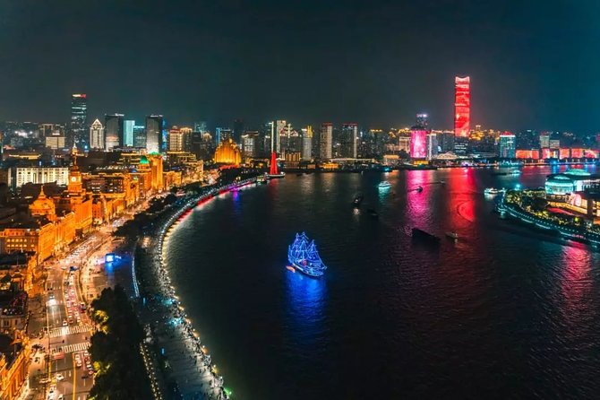 Private Shanghai Night River Cruise and Hot Pot Dining Experience - Private Driver and Group-Only Setup: Why It Feels Different