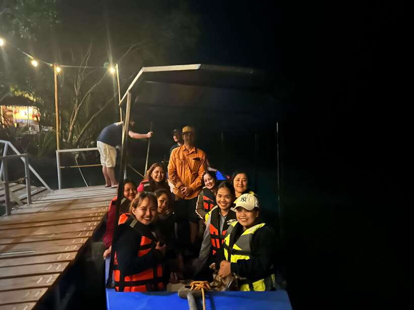 Puerto Princesa: Iwahig Firefly Watching & River Cruise - Dinner onsite: useful comfort after the cruise