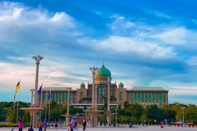 Putrajaya Half Day Tour with Pink Mosque & River Cruise(SIC) - Pickup and meeting point: where you start in Kuala Lumpur