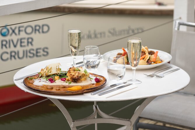 River Cruise with Three Course Riverside Restaurant Dining - Oxford From the Thames: The Part That Changes Your Sightlines