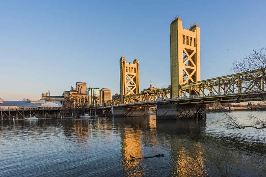 Sacramento: City Cruises River Cruise with History Guide - Family Fun on the Sacramento River: Otters, Eagles, and Kid Participation