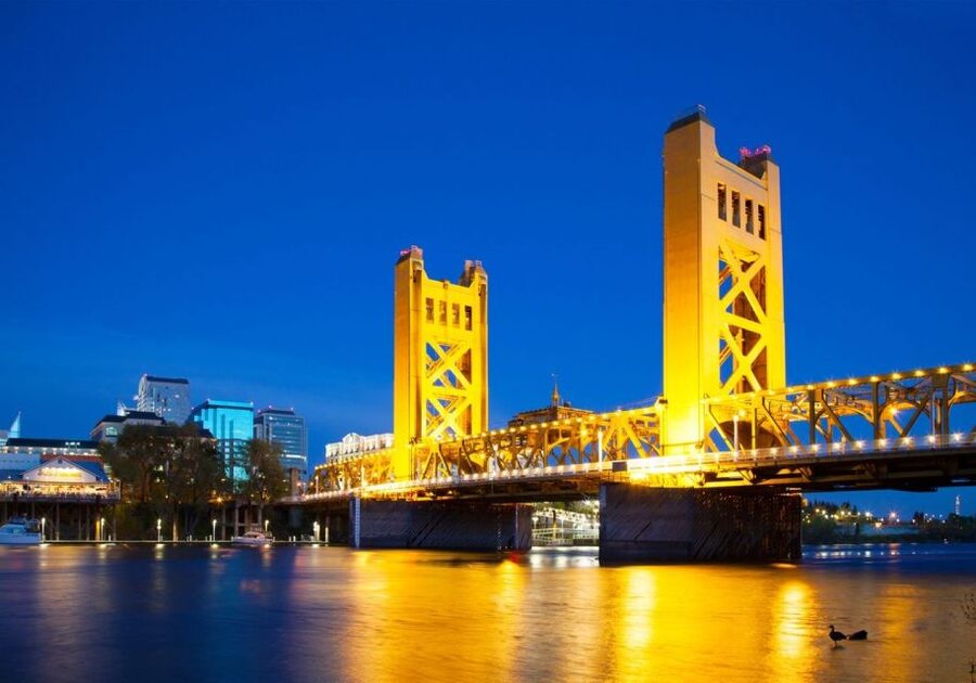 Sacramento: New Year's Eve River Cruise - Weather Reality: Dress Casual, Then Dress Warmer Than Casual