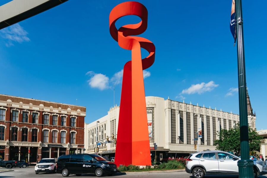 San Antonio: Premium Night Driving Tour with River Cruise - Alamo Plaza and La Villita Historic Arts Village