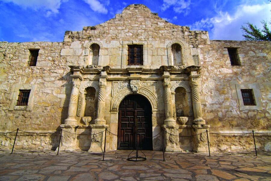 San Antonio: Small Group Tour w/ Alamo, Tower & River Cruise - Key Things That Make This Tour Worth Your Time
