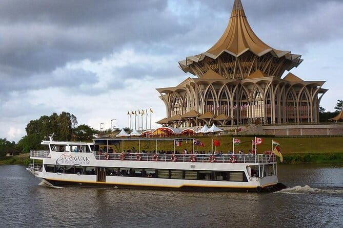 Sarawak Sunset River Cruise with Return Transfer - Group Size and the On-Board Experience: Better Than You’d Think