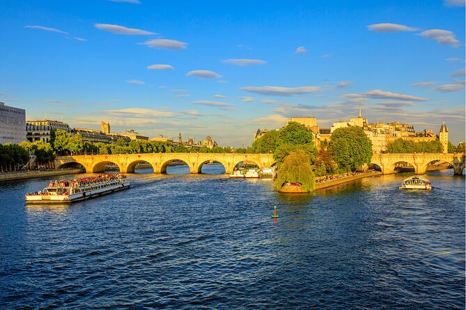 Seine River Cruise flexible ticket with Audio in Paris - 1 Hour - Boarding and check-in: simple flow beats stress