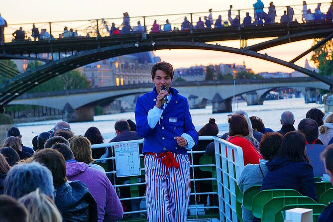 Seine River Sightseeing Guided Cruise by Vedettes du Pont Neuf - Pont Neuf and the Vedettes du Pont Neuf: a smart launch point