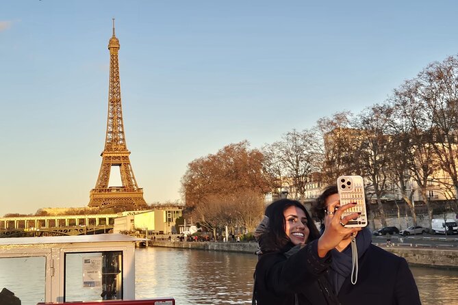 Seine River Sightseeing Guided Cruise by Vedettes du Pont Neuf - How to judge the $20.90 price for value