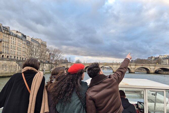 Seine River Sightseeing Guided Cruise by Vedettes du Pont Neuf - Who this Seine cruise suits best
