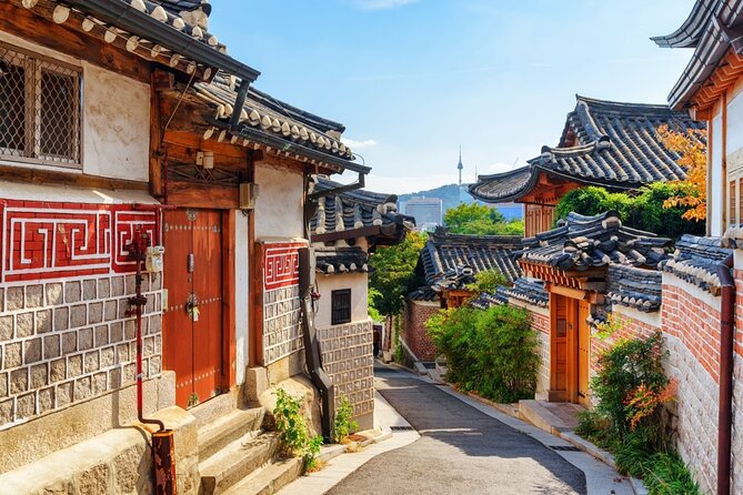 Seoul Private Tour: Palace, Bukchon, Insadong & Han River Cruise - Gyeongbokgung Palace: Joseon Royal Power and a Guided Walk Through the Main Areas