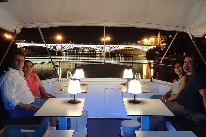 Seville: Cruise along the Guadalquivir River with appetizer - Finding the boat at Muelle Nueva York (and how to not miss your seats)