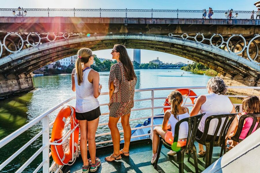 Seville: Guadalquivir River Cruise - How the audioguide works (and how to catch the narration)