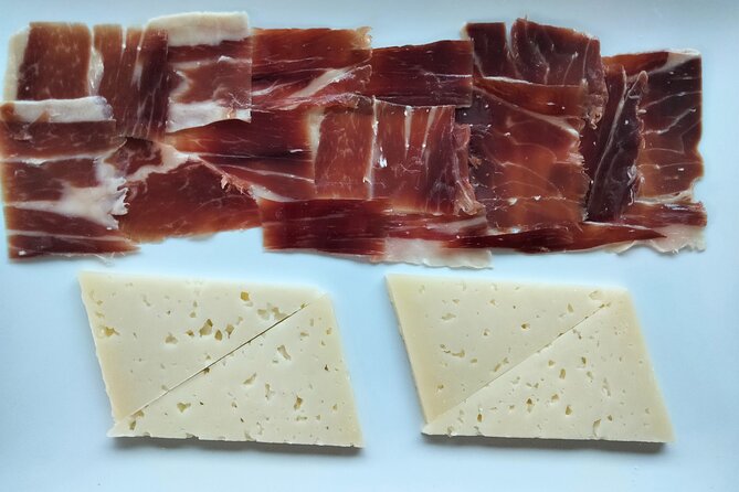 Seville: Guadalquivir River Cruise with Lunch or Dinner - Unlimited Drinks Until Dessert: Good Value, Simple Rules