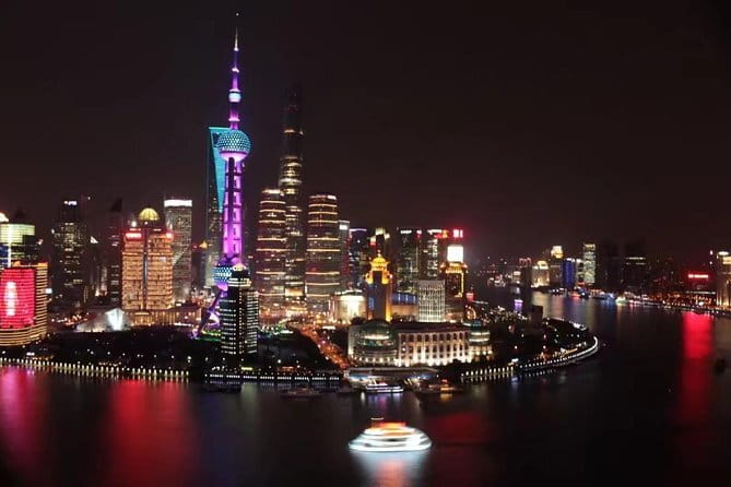 Shanghai by Night with Fine Local Dinner and VIP River Cruise Experiences - Key points before you go